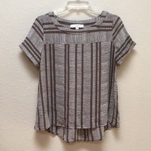 Loft shirt brown and white. SP cute top